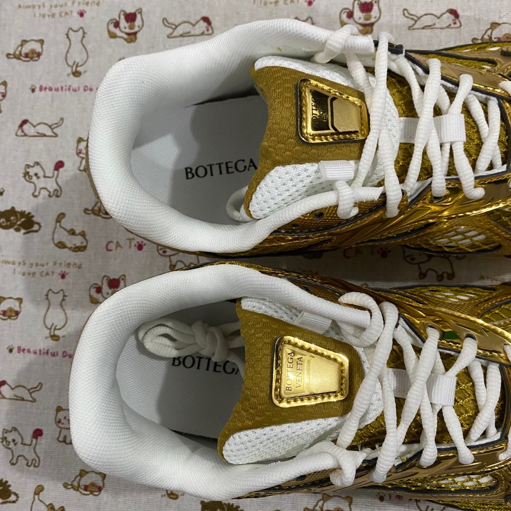 Bottega Veneta Metallic Gold Runner Sneakers - Picture 3 of 9